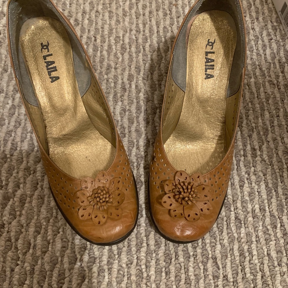 Wedge shoes
